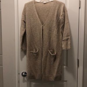 Cotton long sweater with closure